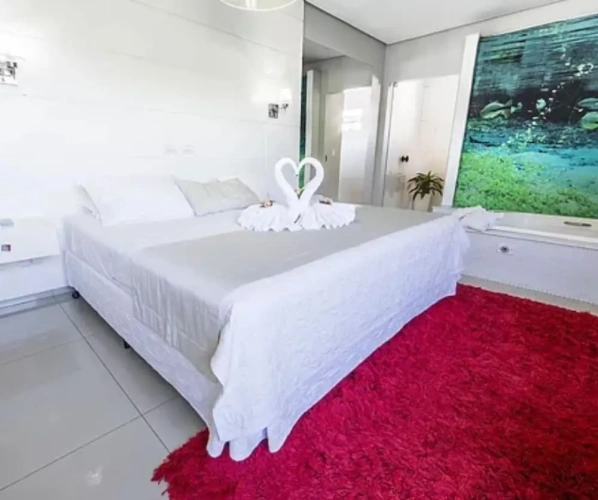 Luxury Suite