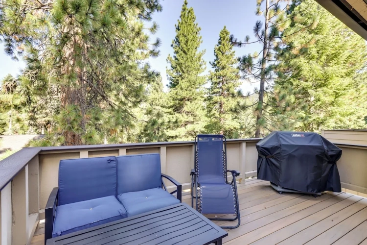 3 Bedrooms Apartment with balcony