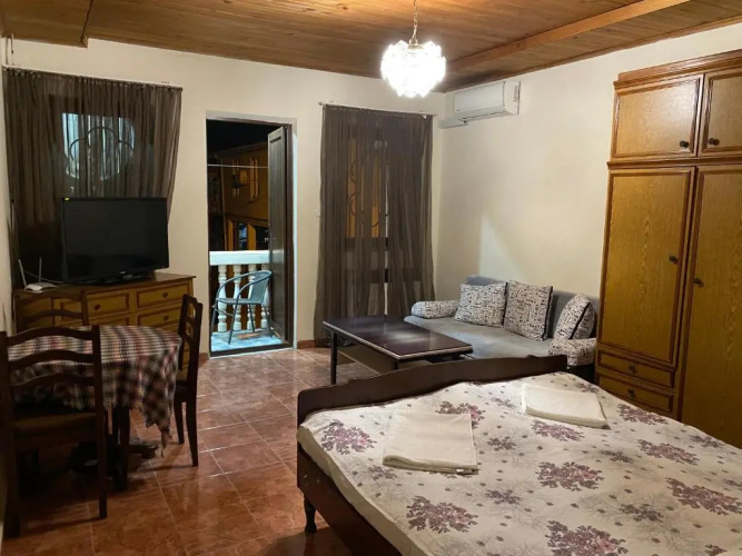 Irakli's Apartment