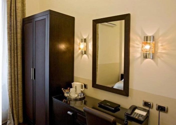 Economy room