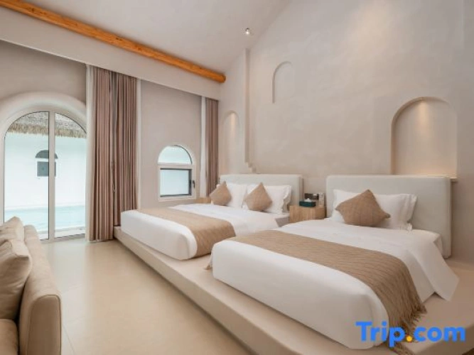 Deluxe Family Suite