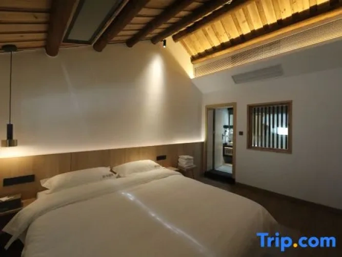 2 Bedrooms Suite