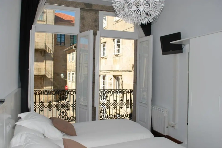 Standard Twin room with balcony