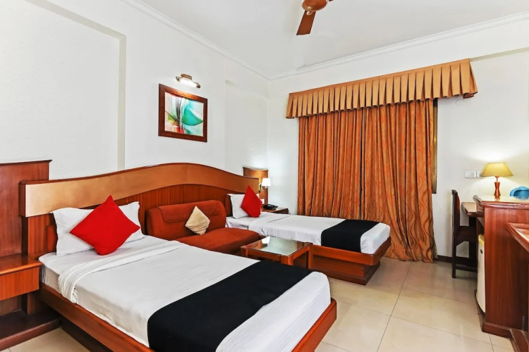 Hotel Royal Empire