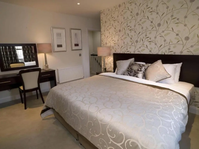 2 Bedrooms Bungalow
