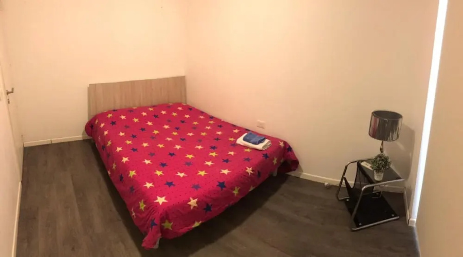 1 Bed Chalet - Sleeps 2 - Pets - Pool - Parking