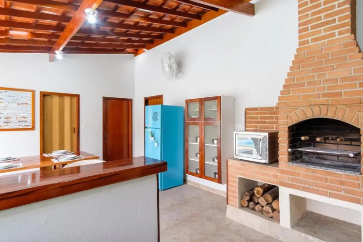 Bh 12: Casa Com Piscina, Perfeita E Bem Localizada!!!