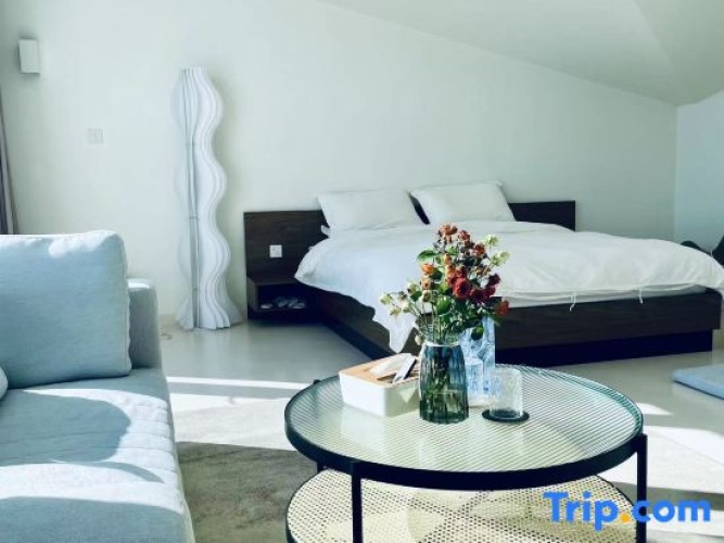 Deluxe Family Suite with view