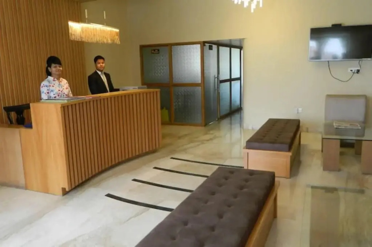 Hotel Suyash Palace
