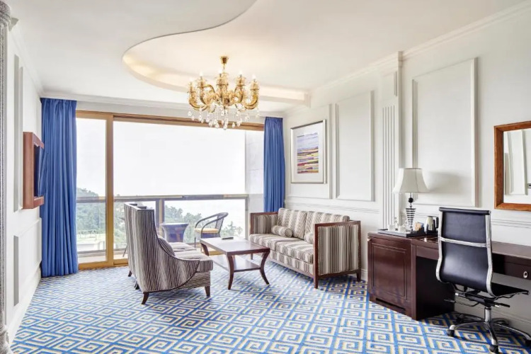 GoldOne Hotel & SuitesOver view