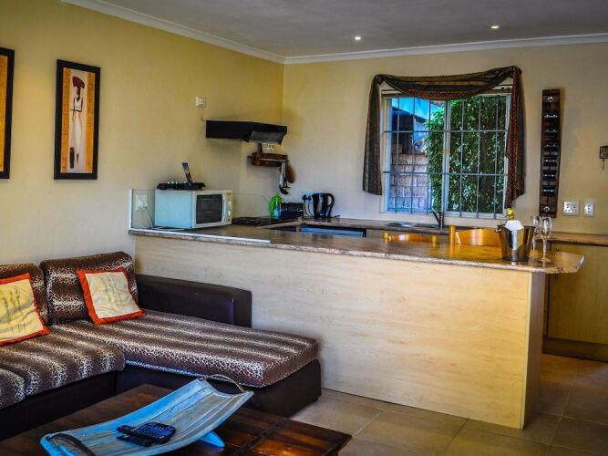 Amakhaya LodgeOver view