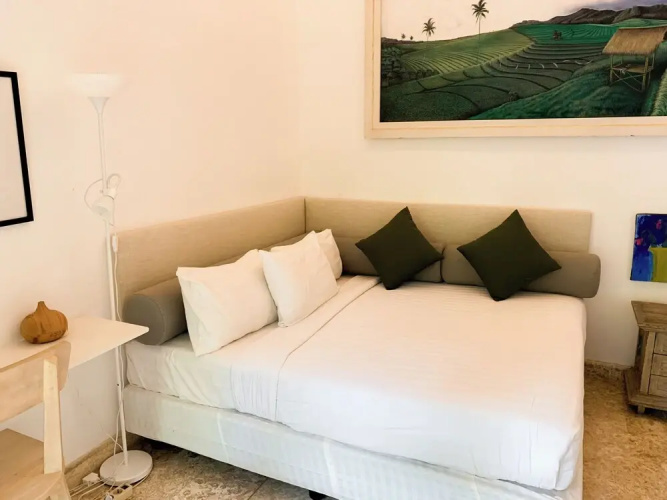 Tropical Oasis 2 BR Villa Near Beach