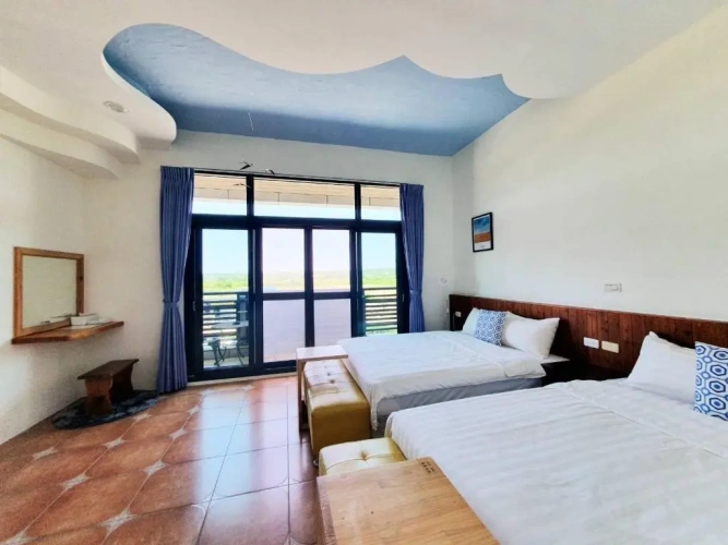 Standard Quadruple room with balcony