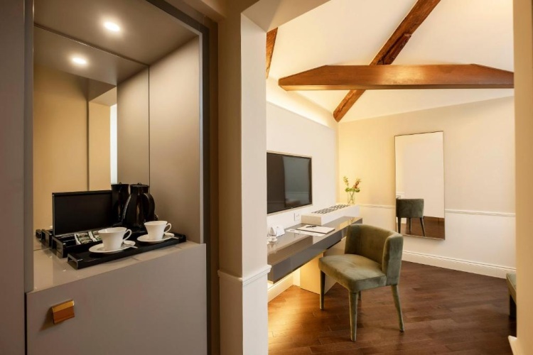 Classic Single room