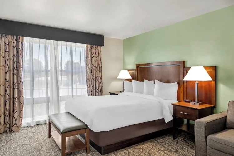 Double Suite
