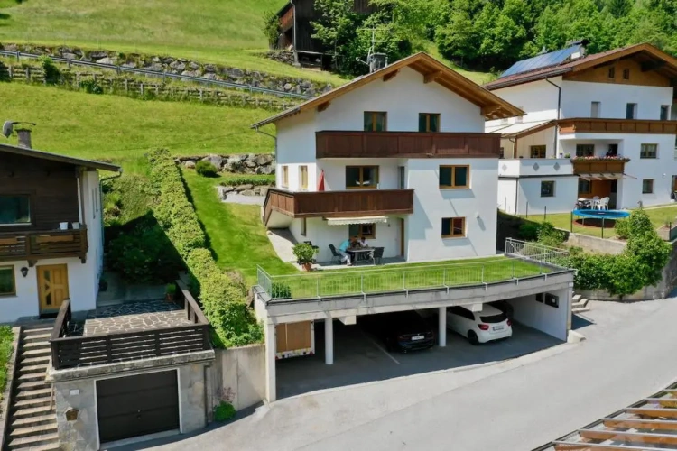 Apartment with mountain view