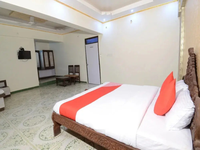 Flagship Ranibagh Palace