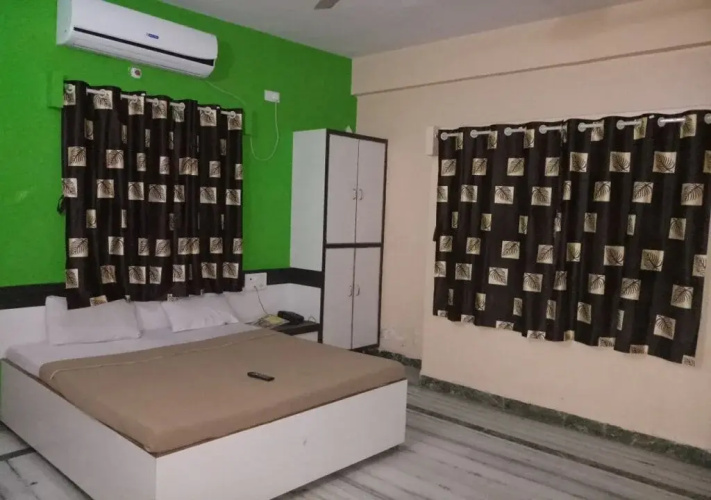 Hotel Kaustubh