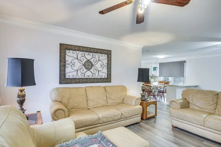 Spacious Augusta Home Near Golf, Shopping & More!