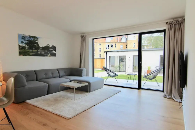 Fantastic 1-bedroom Townhouse