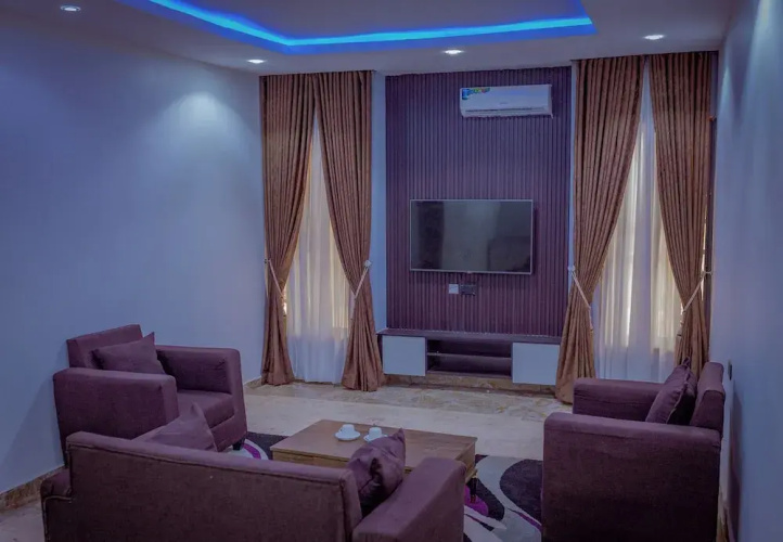 Hannan Residence