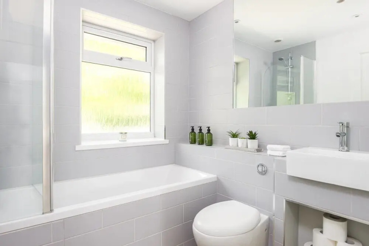 2 bed house close to Town Centre
