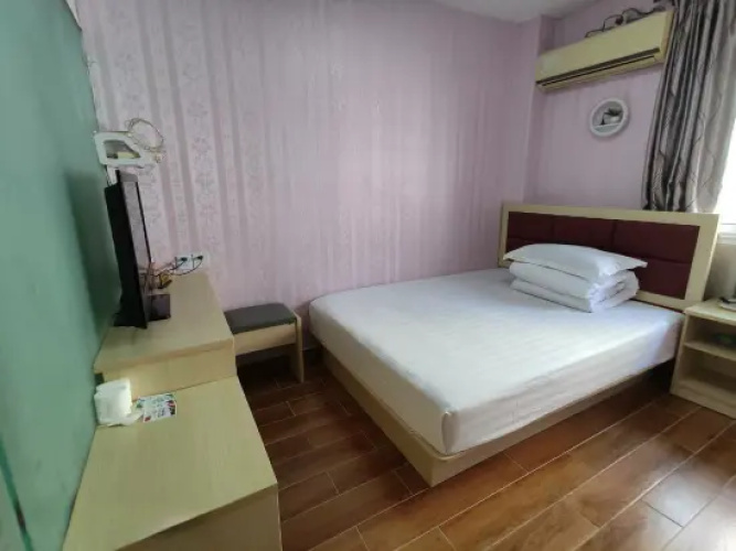 Chun Yi Hotel