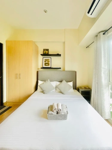Double Family Studio with balcony and with city view