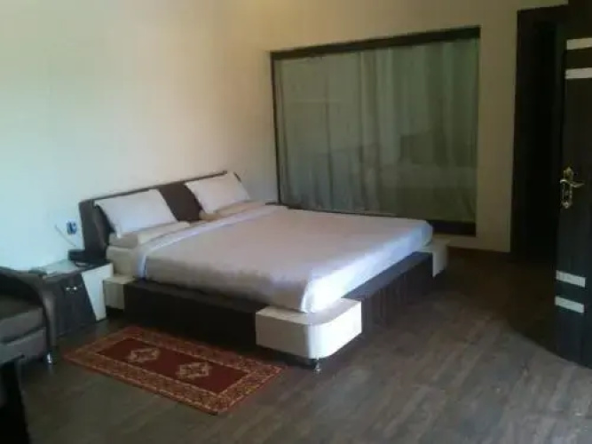 Kingfisher Resort