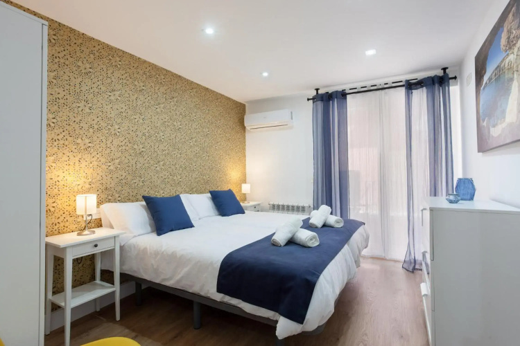 Apartamentos Reina Isabel