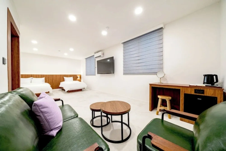 Family Suite with park view