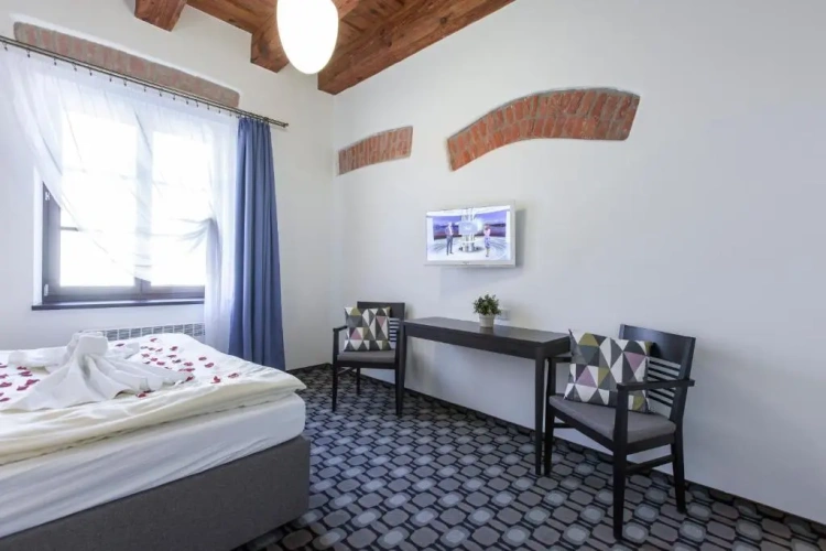 2 Bedrooms Suite