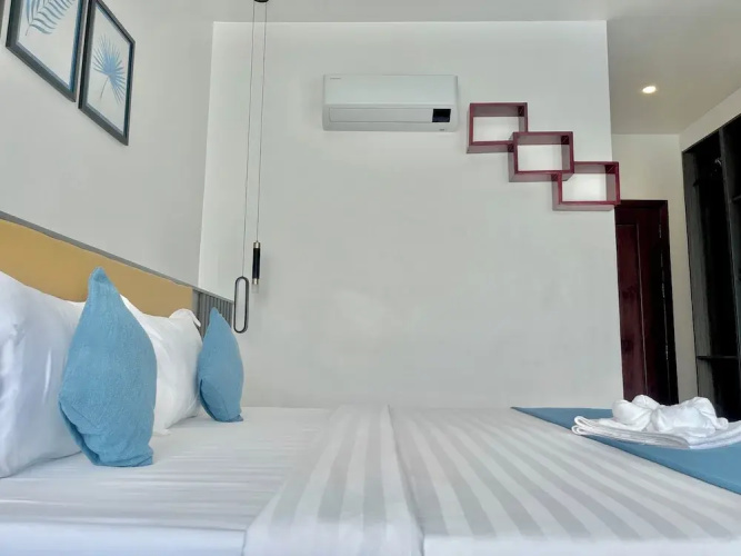 Kep Sea View Hotel & Sky Bar