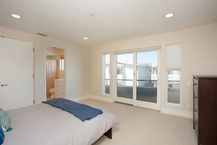 4609 Seashore (68435) - 4 Br home by RedAwning