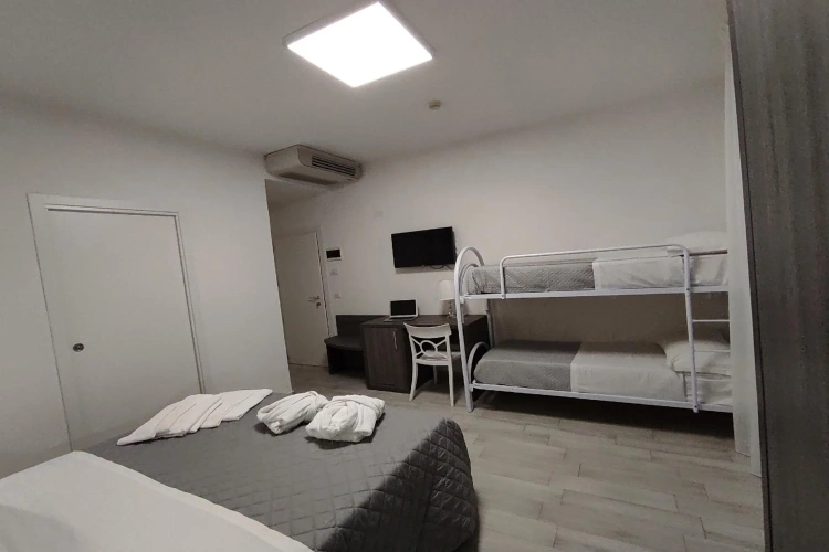 Superior Quadruple room