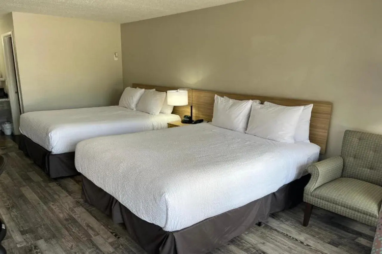 Days Inn by Wyndham Branson Ozarks