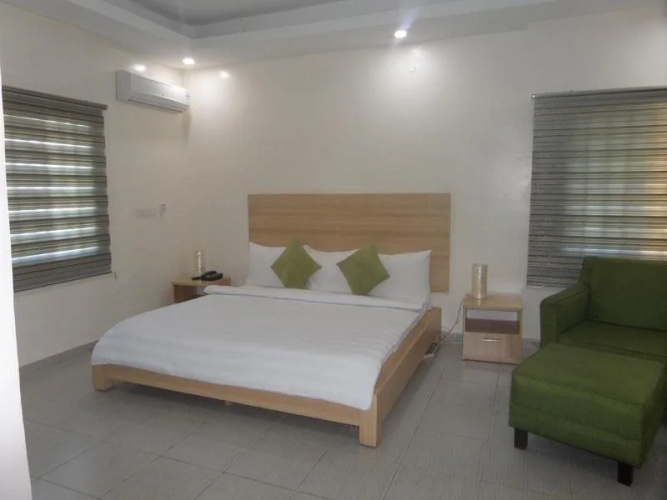 Vine Apartments & Resort