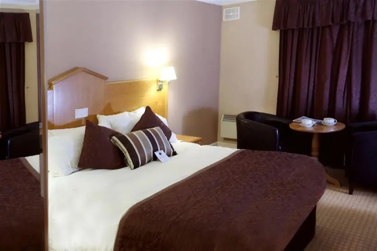 Best Western Widnes Halton Everglades Park Hotel