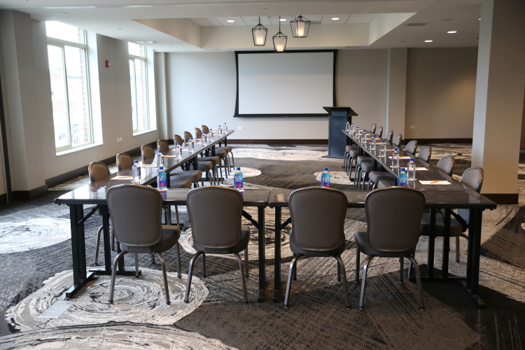 Hotel Indigo Naperville Riverwalk photo 23