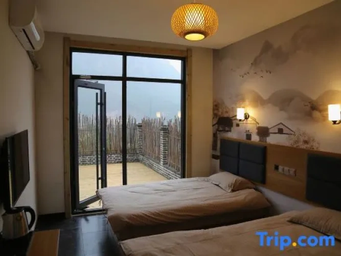 Premier room