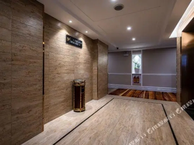 Deluxe Double Suite