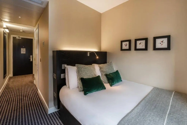 Small Double room