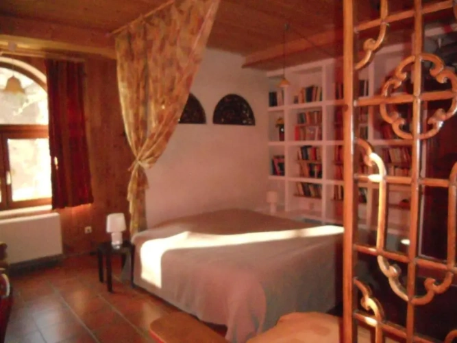 Studio with balcony and with view