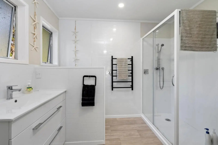 Ota Point Paradise - Whangaroa Holiday Home