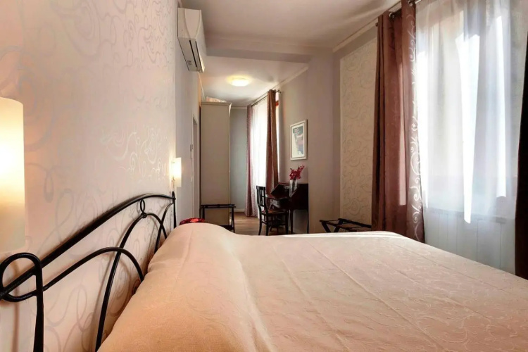 Lilium elegant apartment