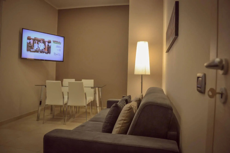 Brain Rooms & Suite