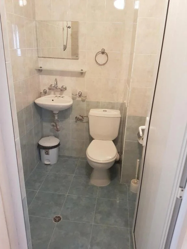 Brilliantin Guest House