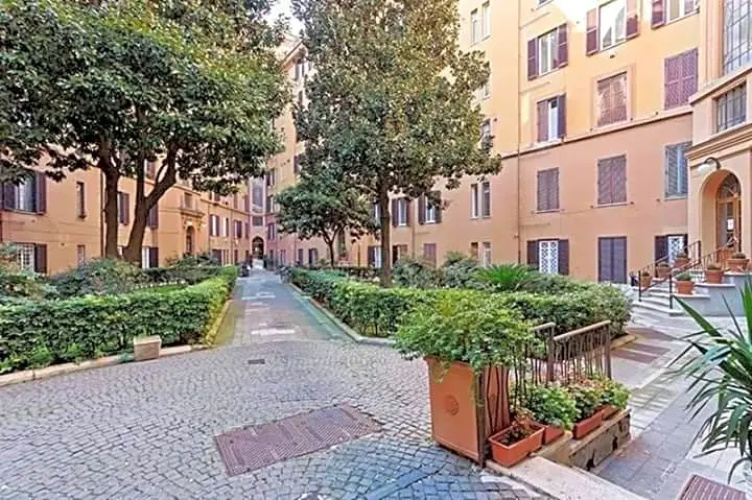 La Pausa