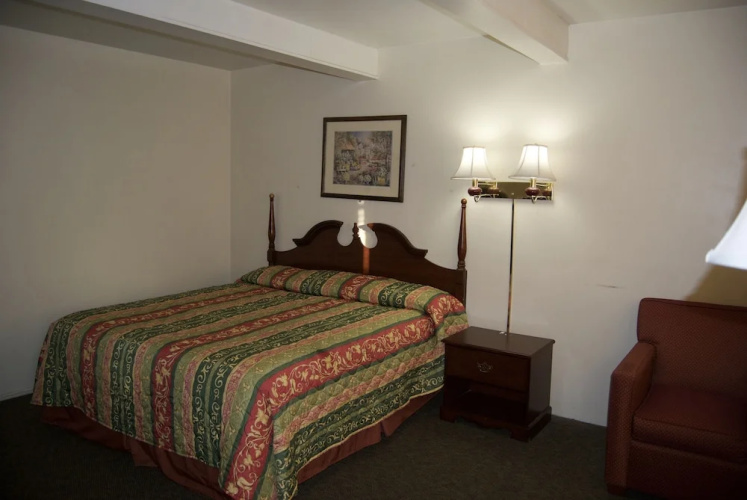Janey Lynn Motel