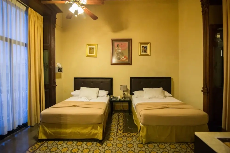 Standard Quadruple room